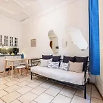 Apartment 2 Bdr Heart Old Town Nice