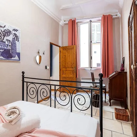 2 Bdr Heart Old Town Apartament Nicea