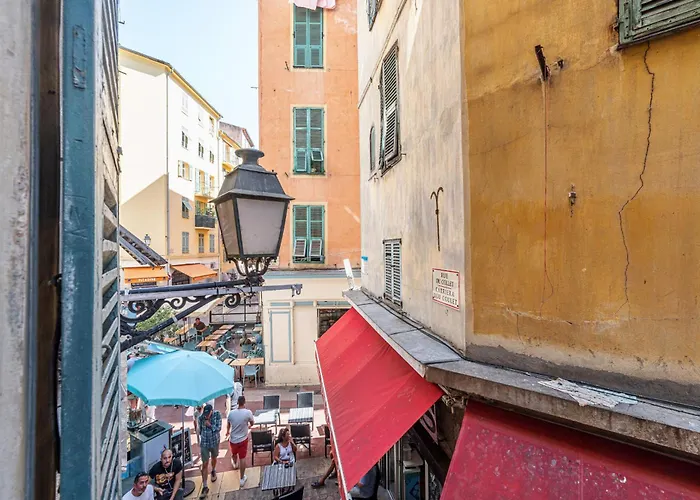 2 Bdr Heart Old Town شقة